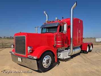 Main image Peterbilt 379