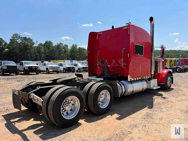 Image of Peterbilt 379 equipment image 3