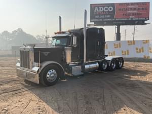 2005 Peterbilt 379 Image