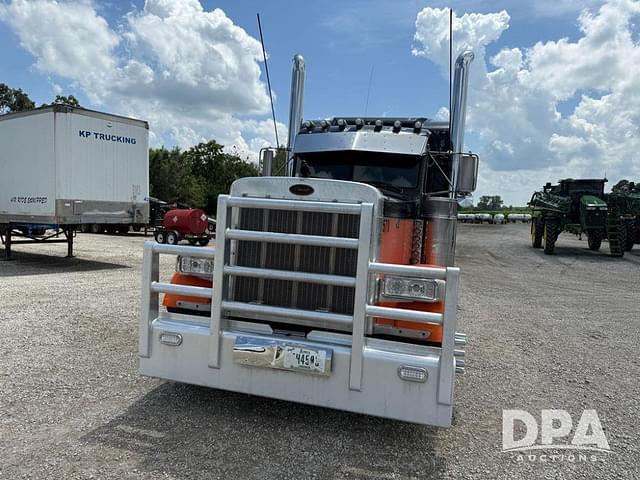 Image of Peterbilt 379 equipment image 3