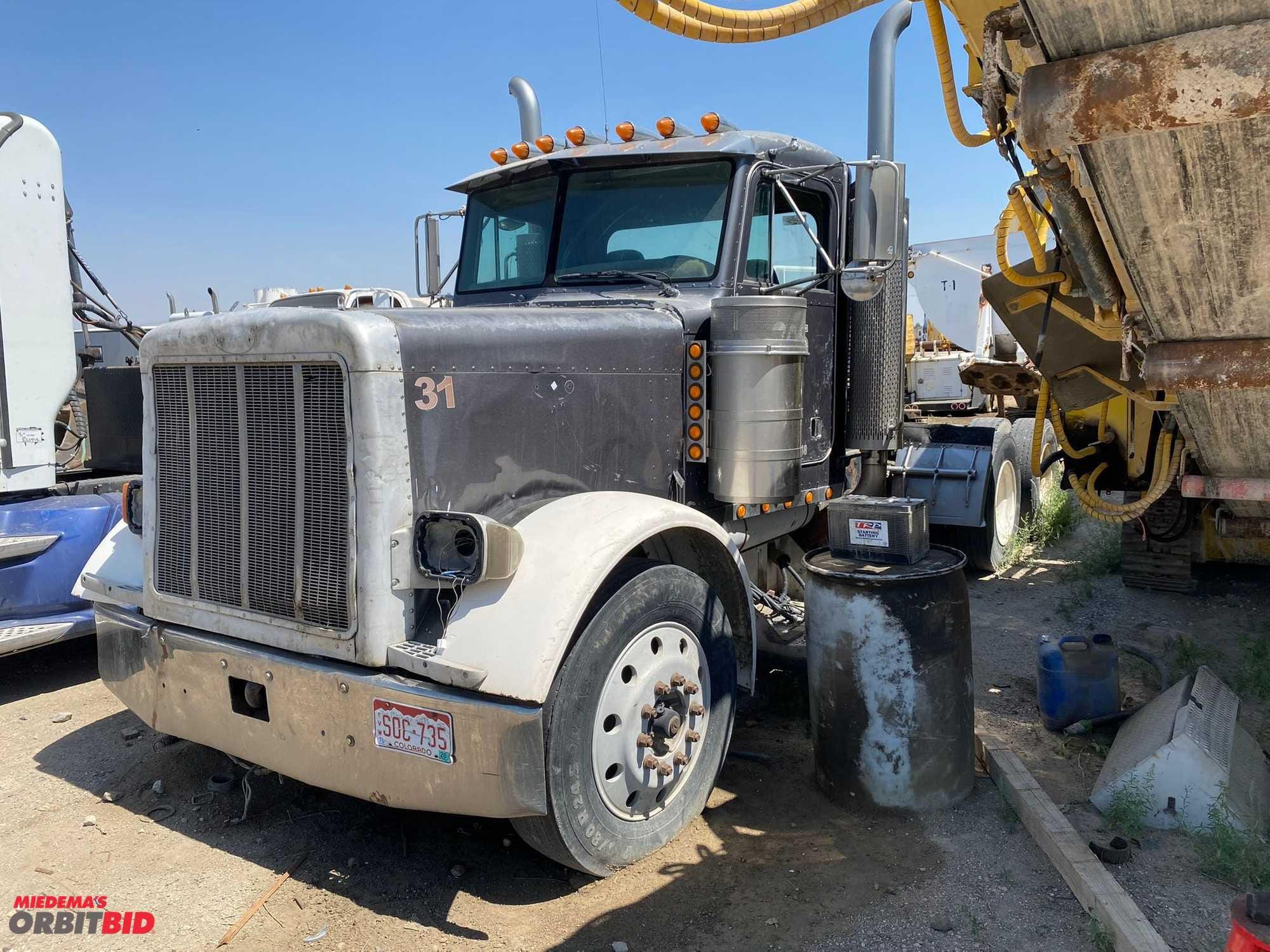 Main image Peterbilt 379