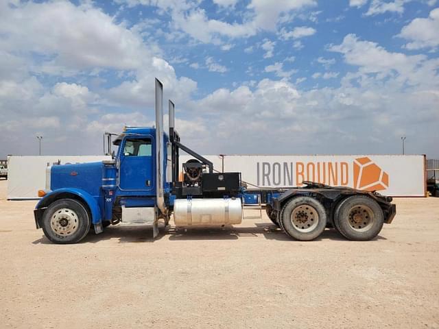 Image of Peterbilt 379 equipment image 1