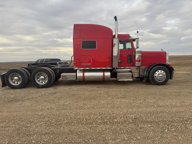 Image of Peterbilt 379EXHD equipment image 3