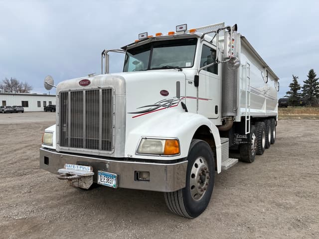 Image of Peterbilt 385 equipment image 2