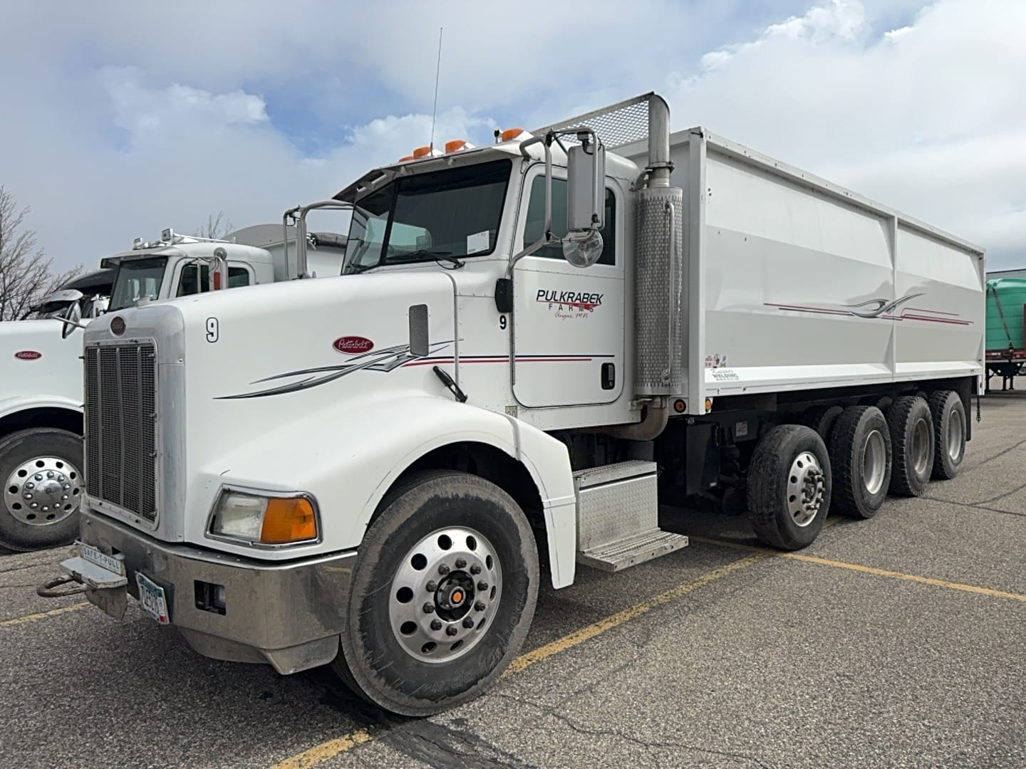 2005 Peterbilt 385 Equipment Image0