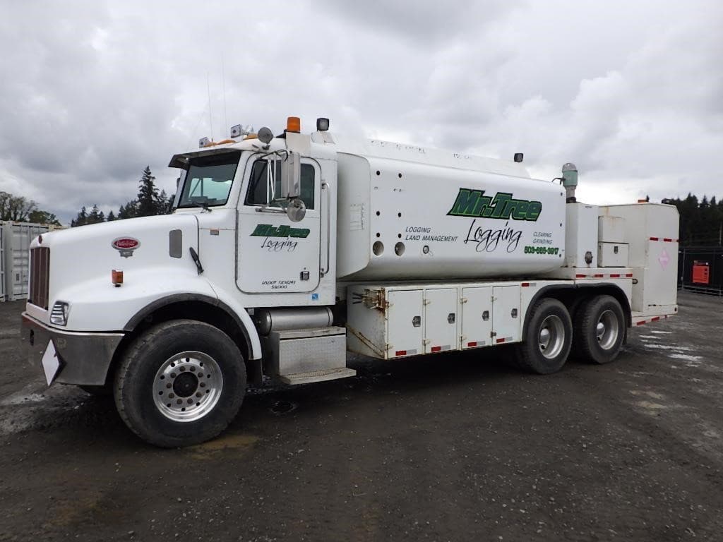 Image of Peterbilt PB330 Primary image