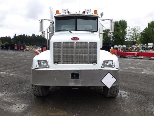 Image of Peterbilt PB330 equipment image 1