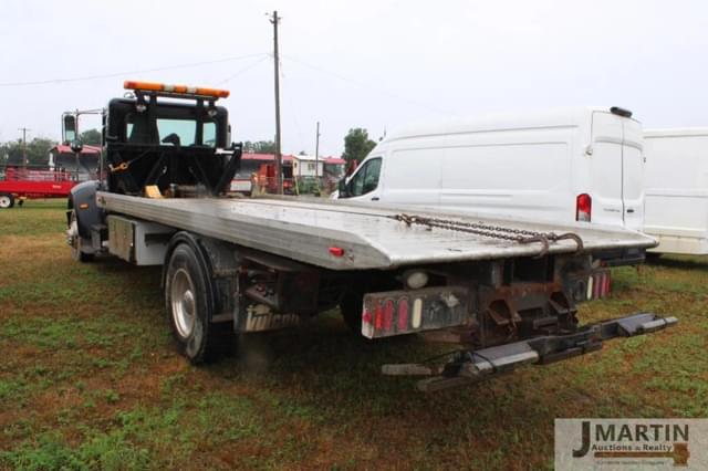 Image of Peterbilt PB335 equipment image 3