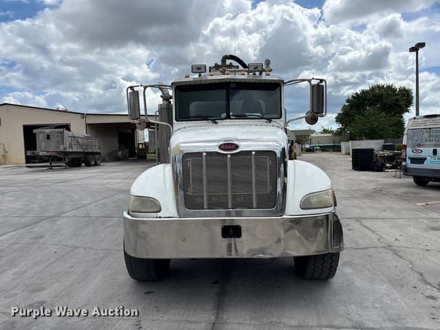 Image of Peterbilt PB335 equipment image 1
