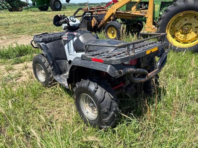 Image of Polaris 700 Twin equipment image 3