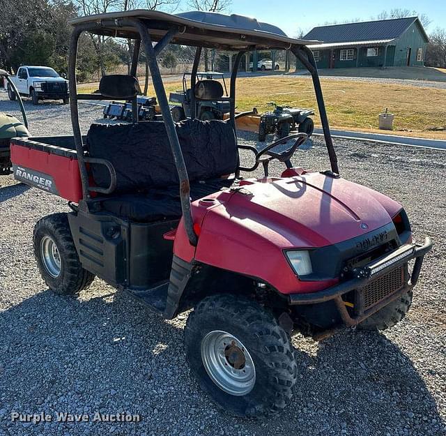 Image of Polaris RANGER 4X4 equipment image 2