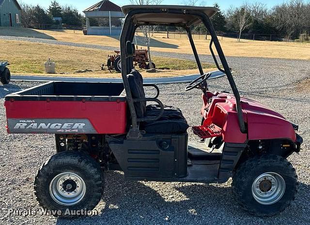 Image of Polaris RANGER 4X4 equipment image 3