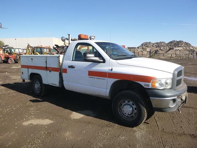 Image of Dodge Ram 2500 equipment image 1