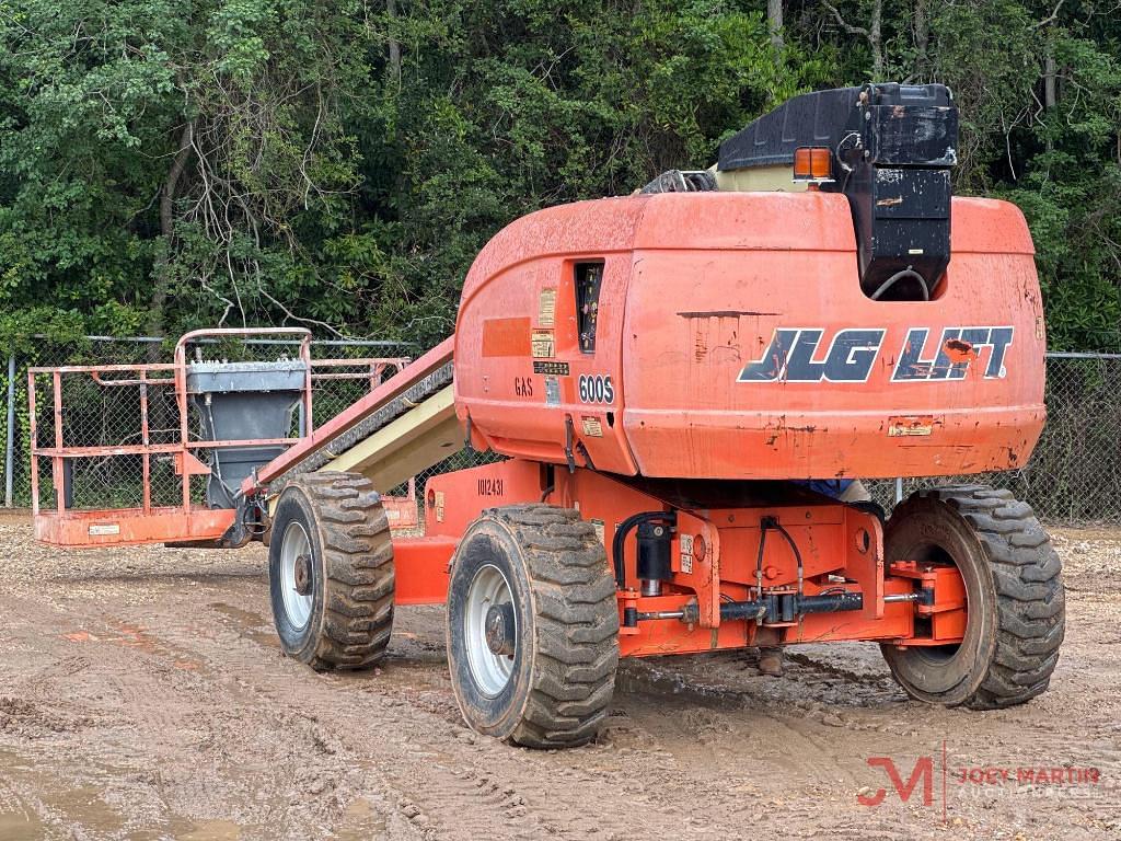Image of JLG 600S Primary image