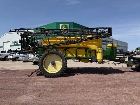 2004 Redball 680 Equipment Image0