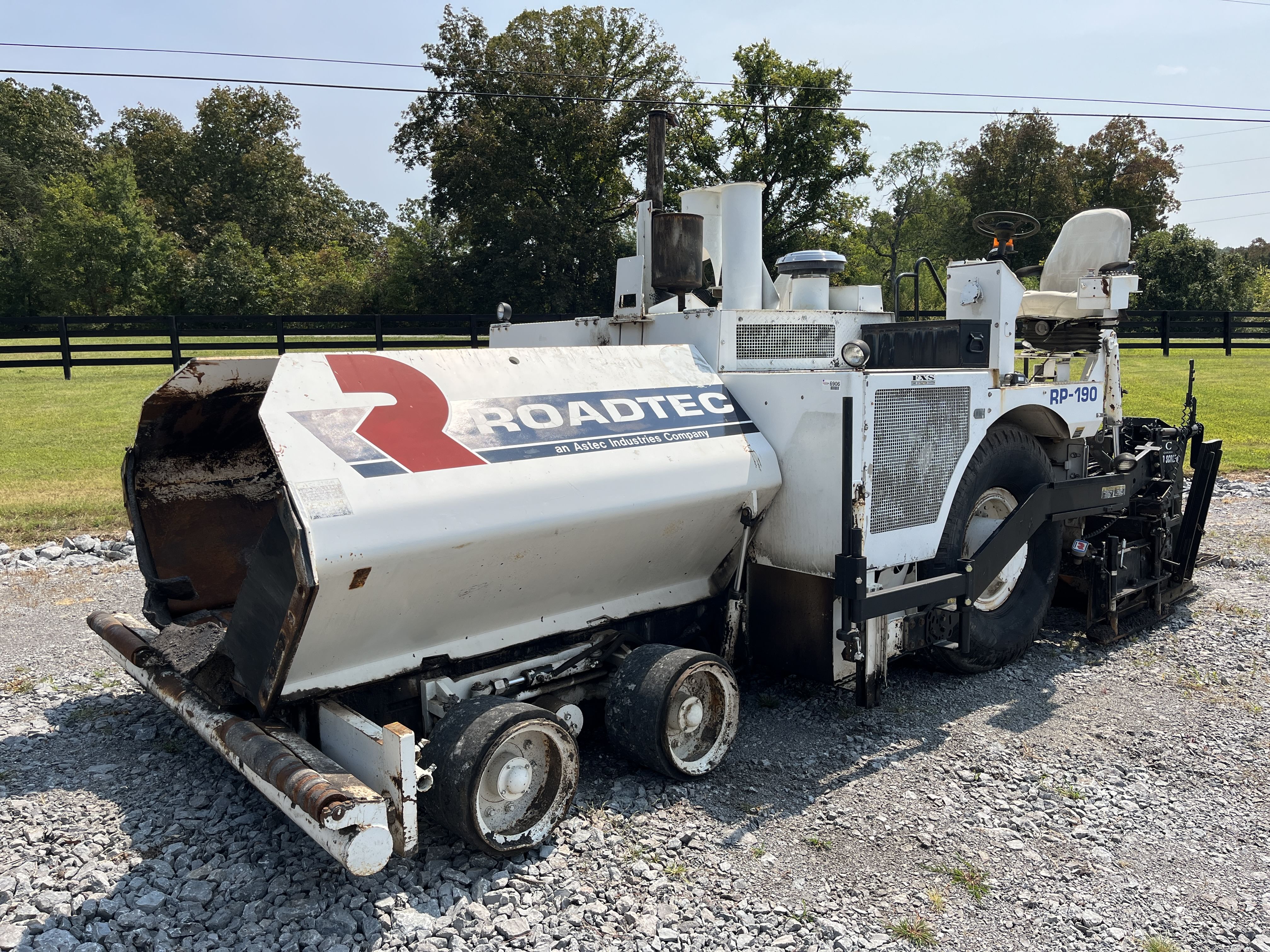 2005 Roadtec RP190 Equipment Image0