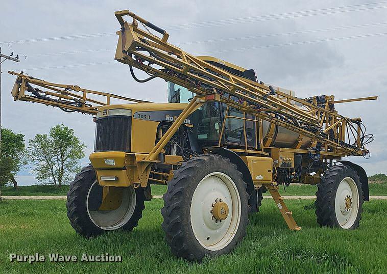 Image of Ag-Chem RoGator 1074 Primary image