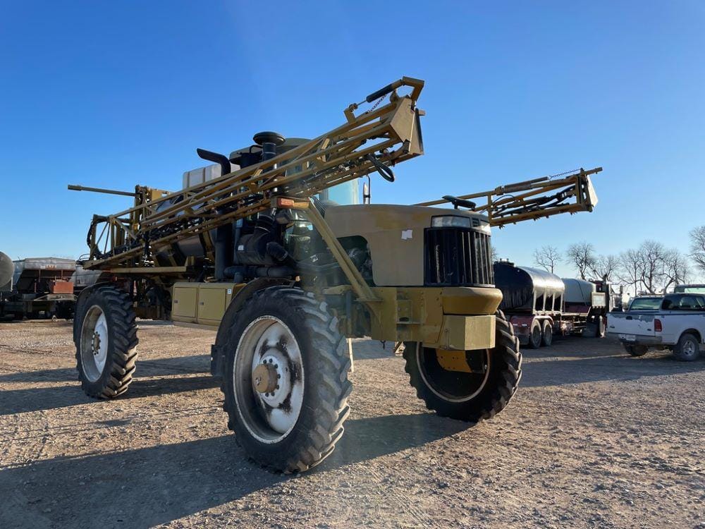 Main image Ag-Chem RoGator 1274C