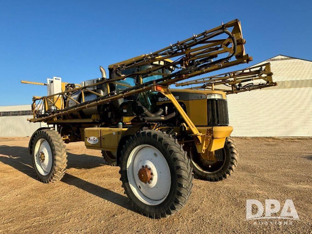 Main image Ag-Chem RoGator 854