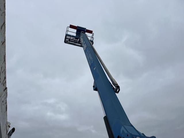 Image of Genie S-80 equipment image 3