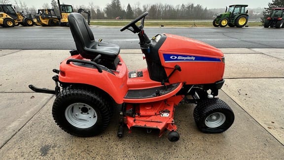 2005 Simplicity Legacy XL Equipment Image0