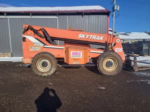 2005 Skytrak 8042 Image