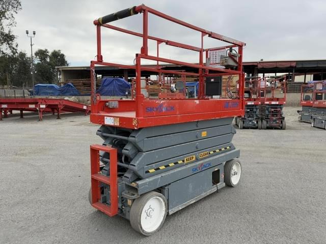 Image of Sky Jack SJIII3226 equipment image 2