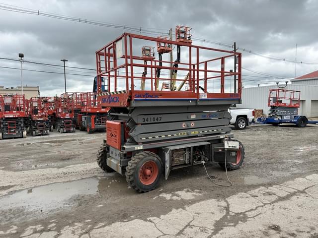 Image of Sky Jack SJ7135RT equipment image 1