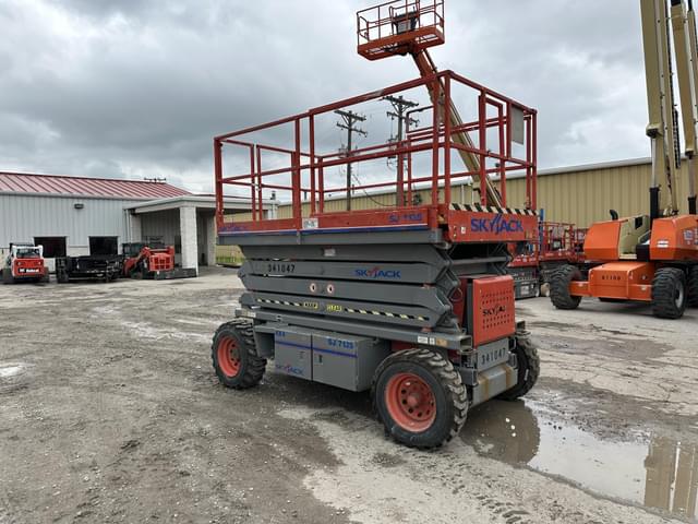 Image of Sky Jack SJ7135RT equipment image 3