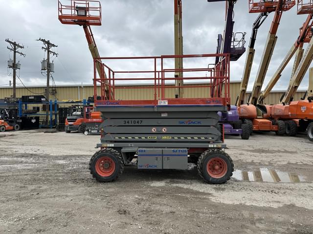 Image of Sky Jack SJ7135RT equipment image 4