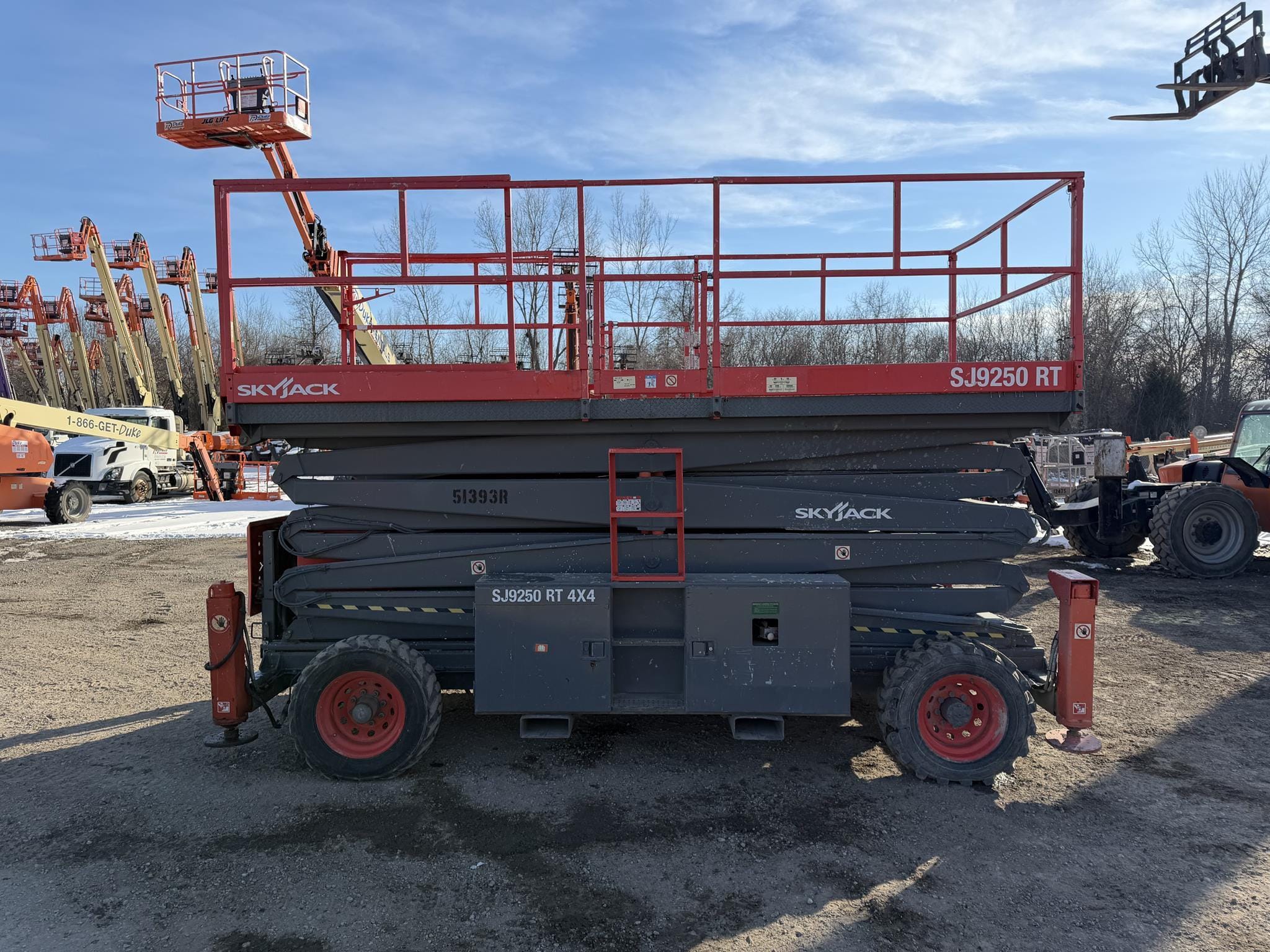 2005 Sky Jack SJ9250RT Equipment Image0