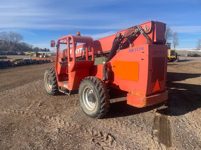 Image of Skytrak 8042 equipment image 1