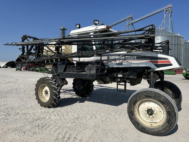 Image of Spra-Coupe 4450 equipment image 1