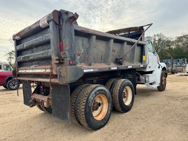 Image of Sterling L7500 equipment image 4