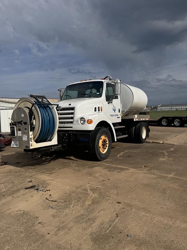 Image of Sterling L7500 equipment image 4