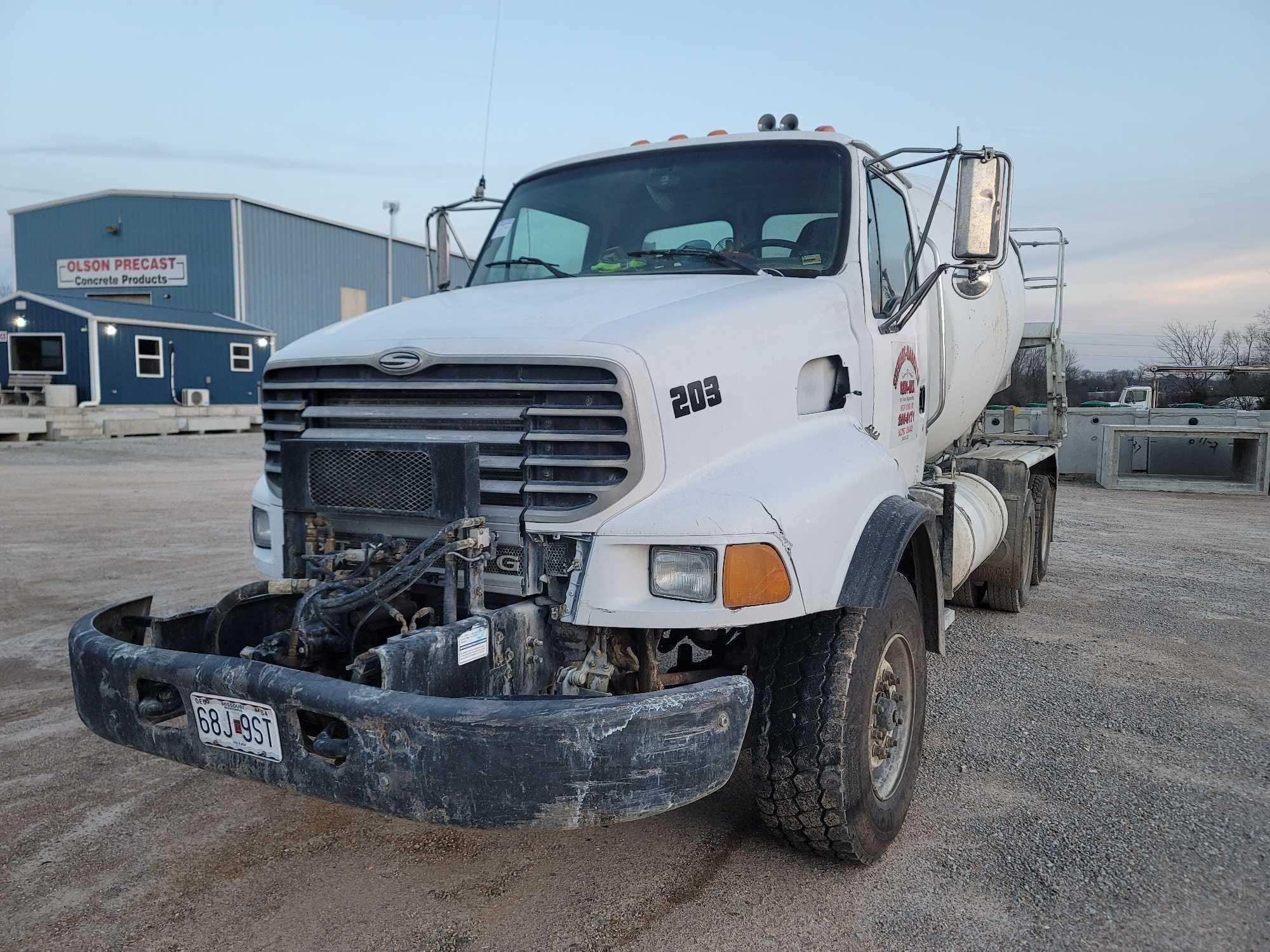Main image Sterling LT8500