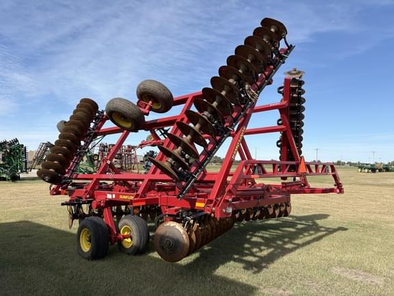 Image of Sunflower 1444 equipment image 1