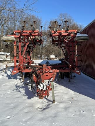 Image of Sunflower 5135 equipment image 2