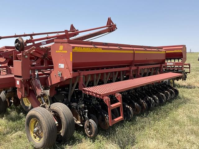 Image of Sunflower 9433-40 equipment image 1