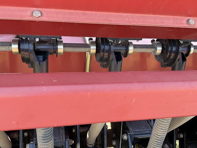 Image of Sunflower 9433-40 equipment image 3