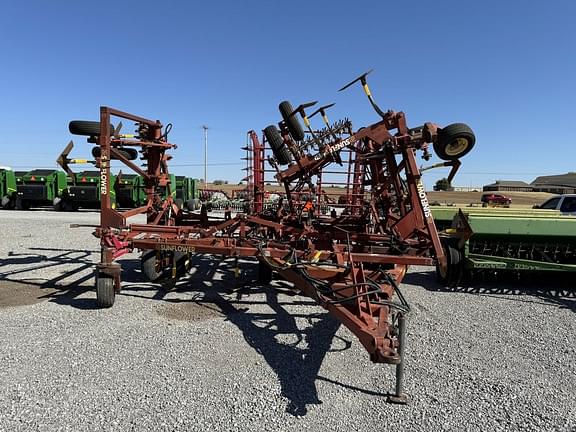 Image of Sunflower 3050 equipment image 1