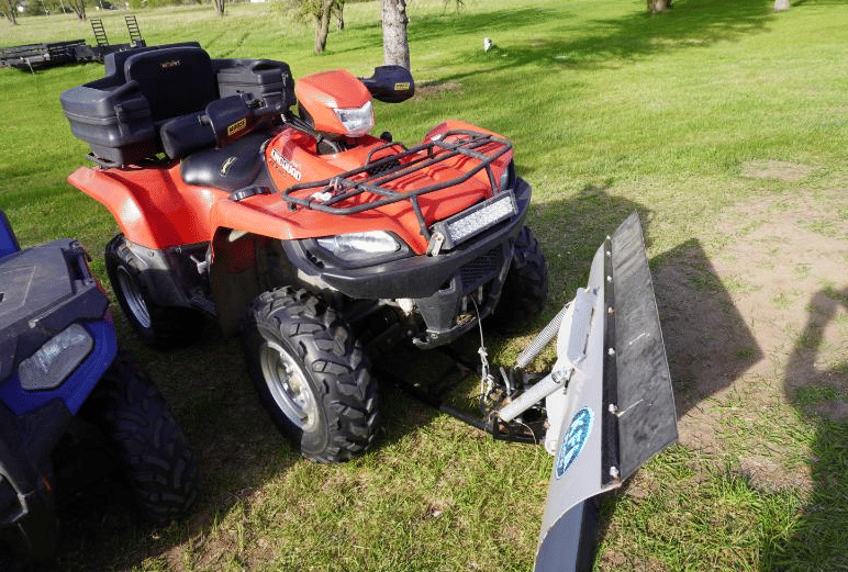 2005 Suzuki King Quad Equipment Image0
