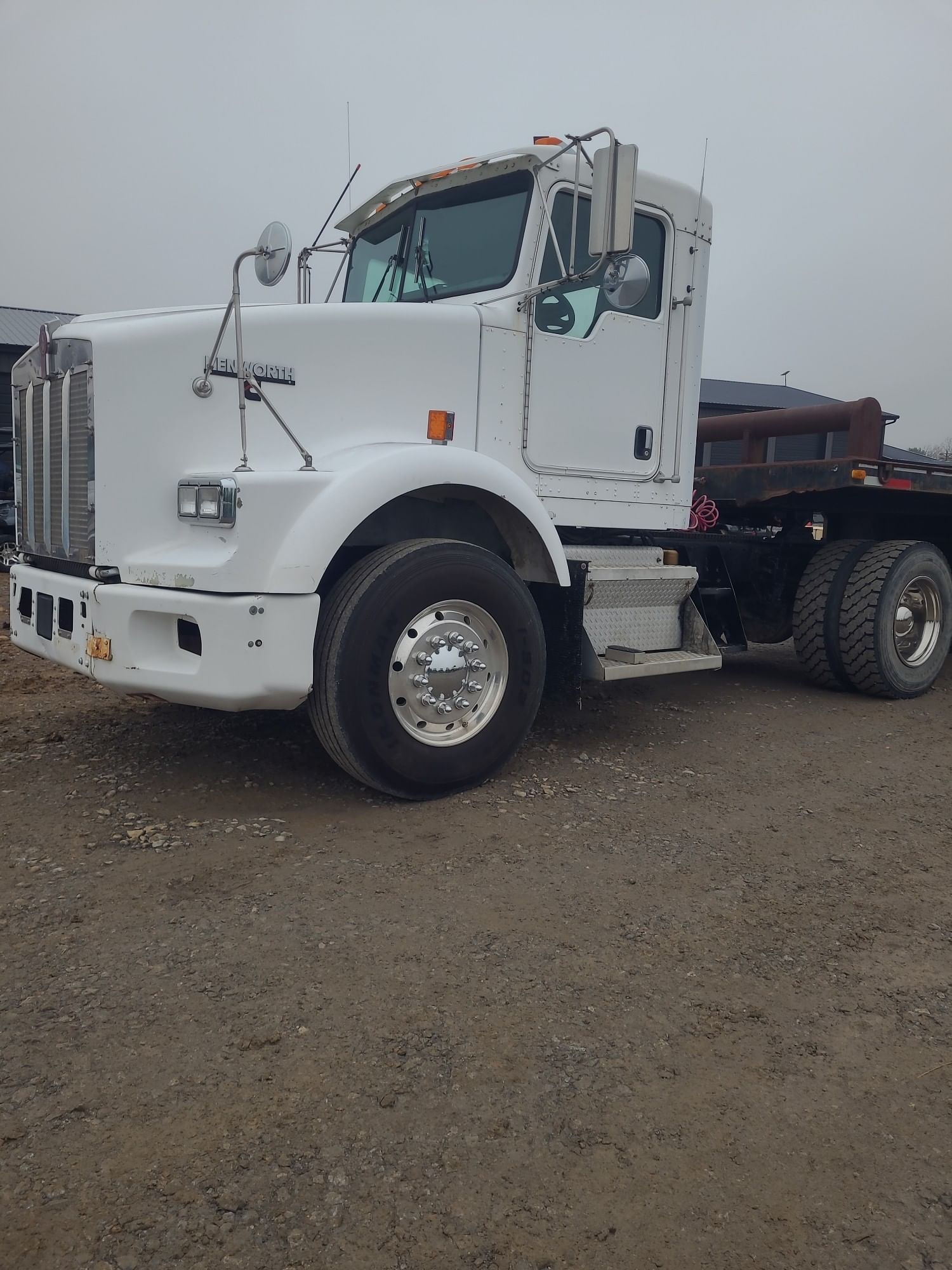 2005 Kenworth T800 Image