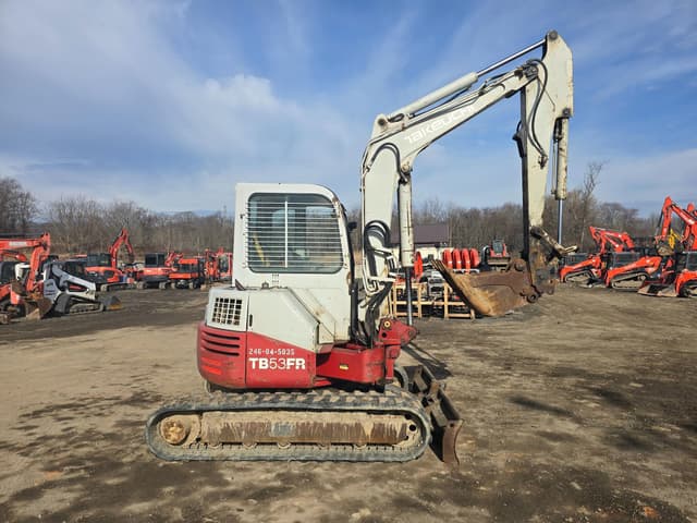 Image of Takeuchi TB53FR equipment image 4