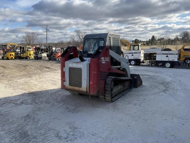 Image of Takeuchi TL140 equipment image 3