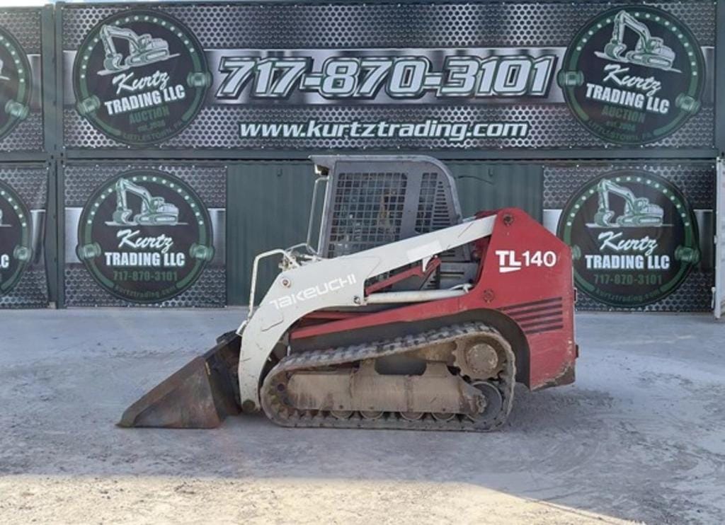 2005 Takeuchi TL140 Equipment Image0