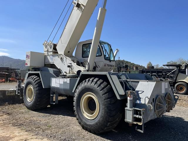 Image of Terex RT555 equipment image 2