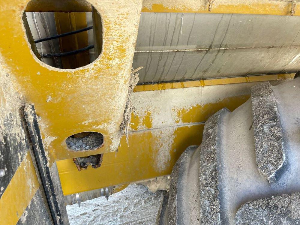 Main image Ag-Chem Terra-Gator 8103 44