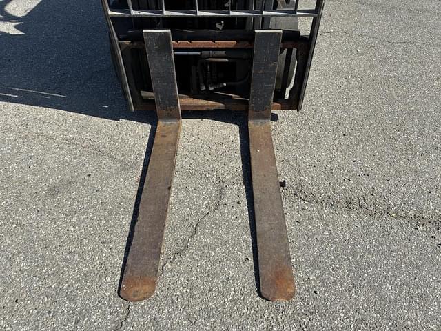 Image of Toyota 7FBCU25 equipment image 4
