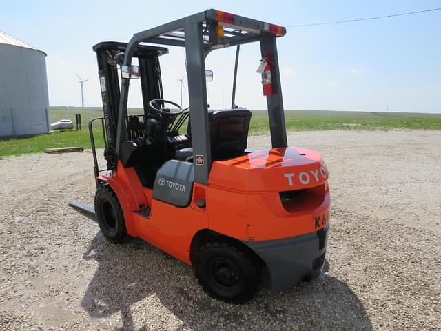 Image of Toyota 7FDU25 equipment image 2